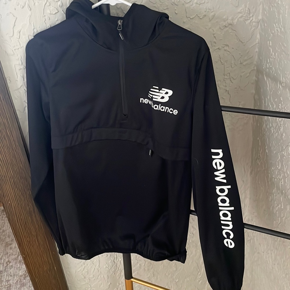 New Balance quarter zip windbreaker - M